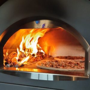Pizza oven huren – Verhuur Pizzaoven VITA houtgestookt